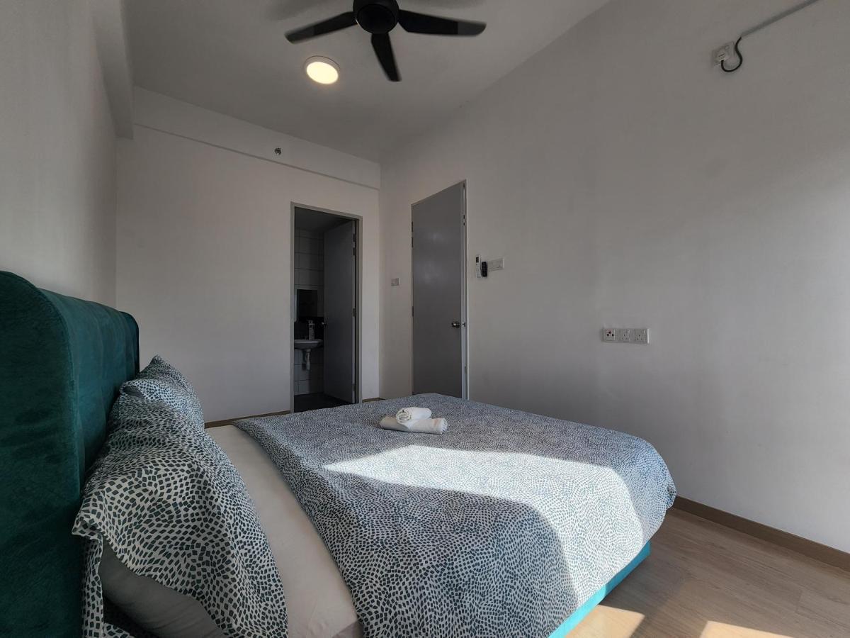 Praicon Tower - Premium Suite Баттерворт Экстерьер фото